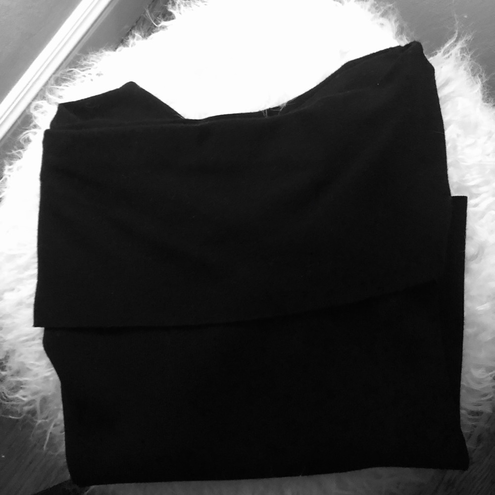 Club Monaco off the shoulder short sleeve - Picture 7 of 7
